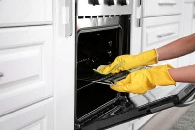 How-to-Remove-Dirt-and-Stains-from-Your-Oven